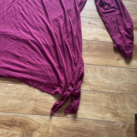 Maurice’s top size US XL! - Picture 2 of 4